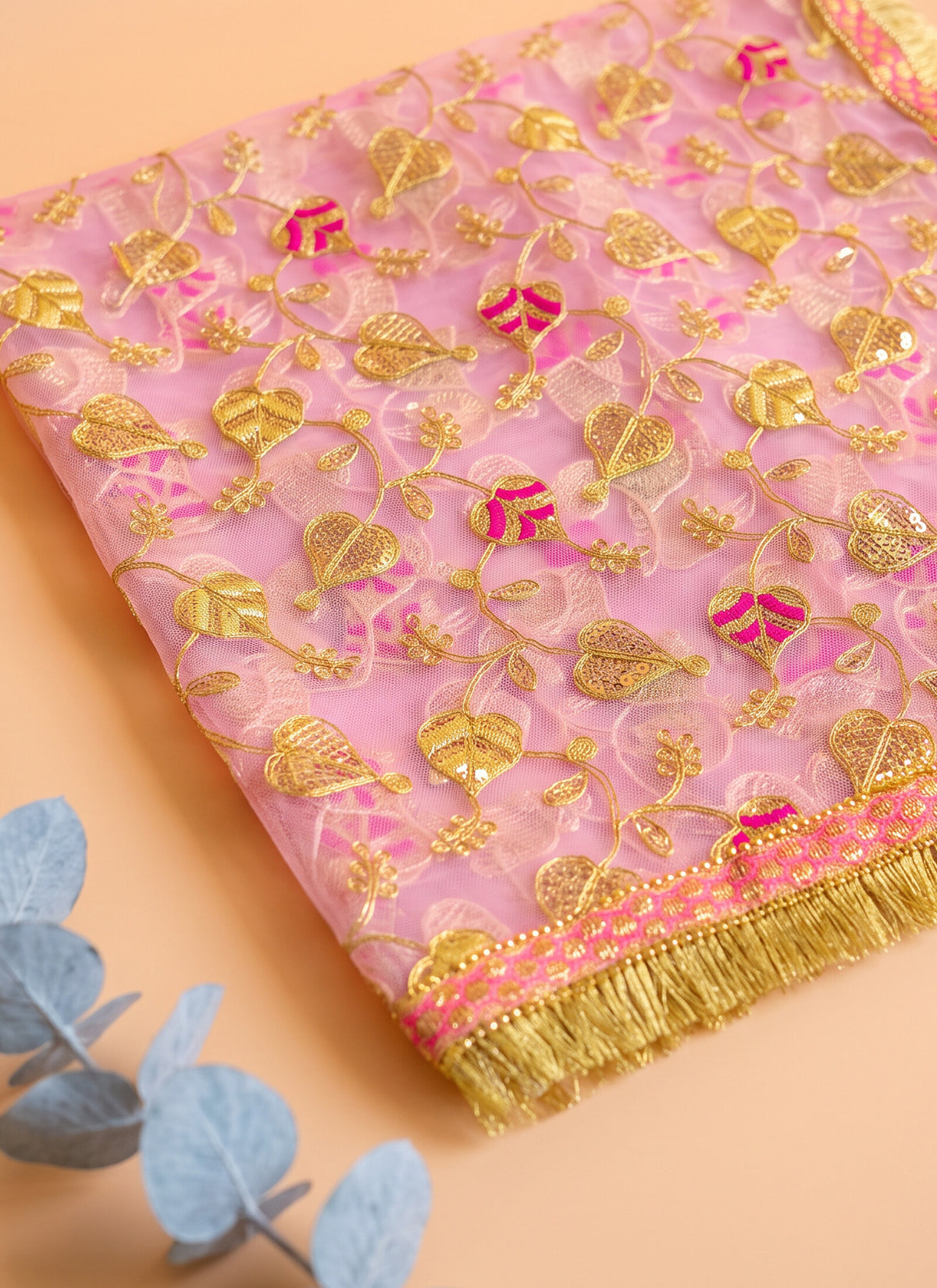 Madhoor Heart Sequin Deity Idol Chunri Pink 2m