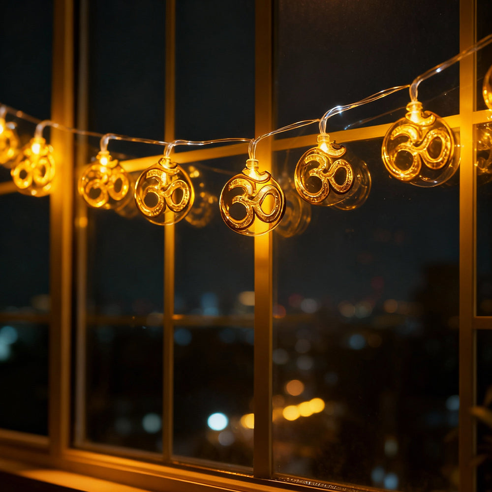 Zayo OHM Battery & USB LED String Lights Gold-Tone