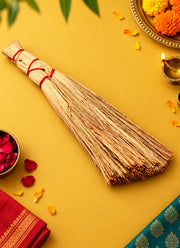 Madhoor Pooja Jhadu