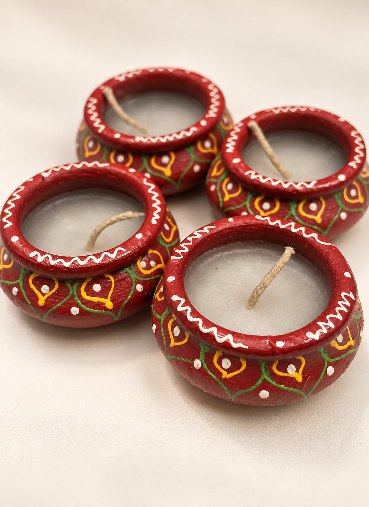 Madhoor Matki Diya Red Set of 4