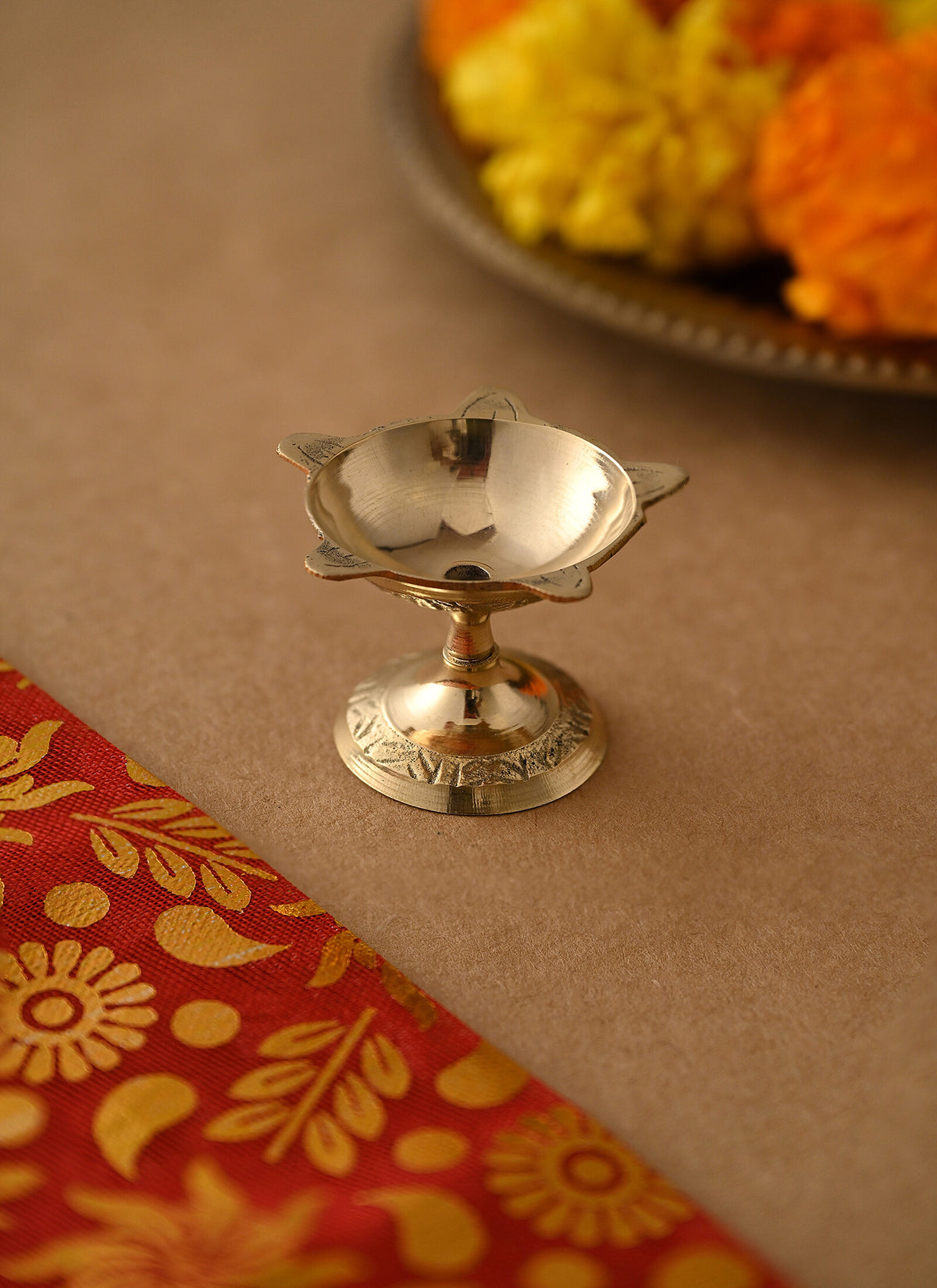 Madhoor Nanda Brass Diya Gold-Tone 1.1 Inches 1 Piece