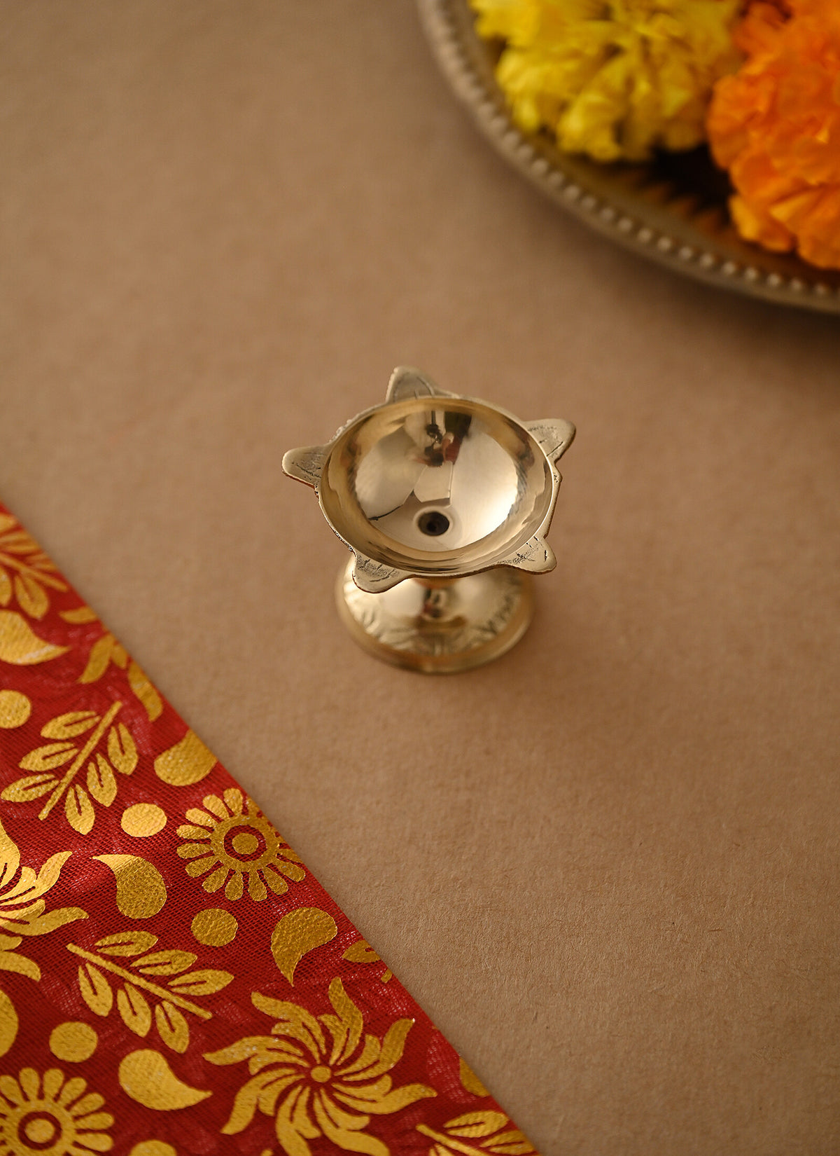 Madhoor Nanda Brass Diya Gold-Tone 1.1 Inches 1 Piece
