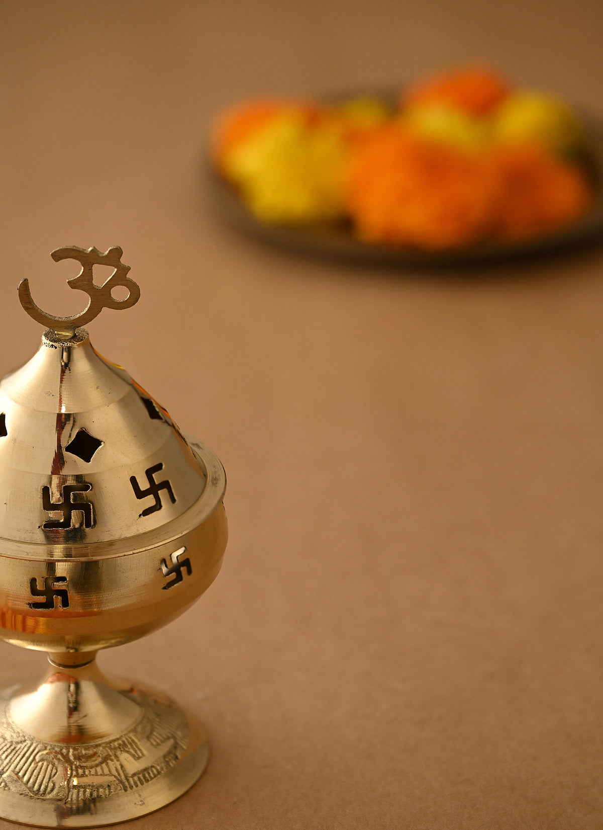 Madhoor Akhand Diya Swastik Om Gold-Tone 15 cm 1 Piece