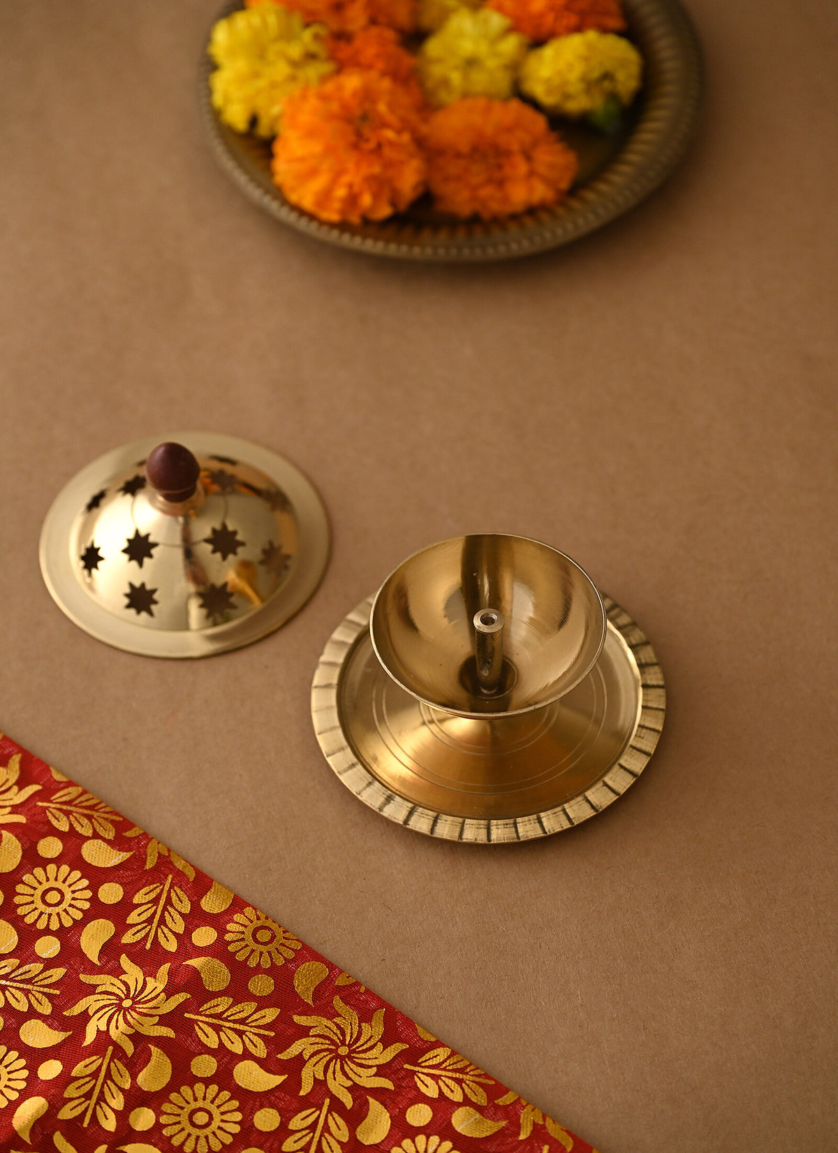 Madhoor Ambe Jyot Akhand Diya Gold-Tone 14 cm 1 Piece
