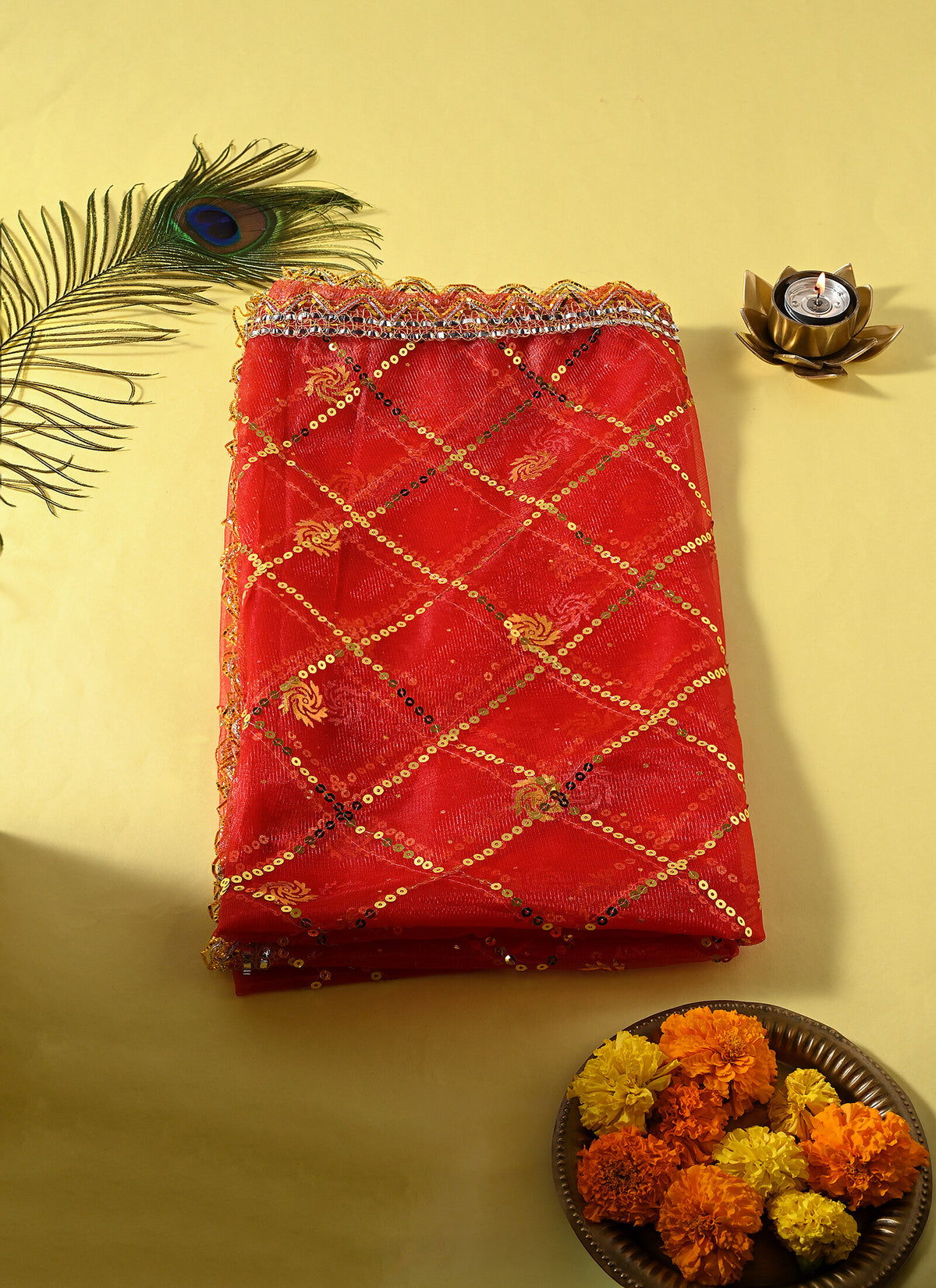 Madhoor Ethnic Deity Idol Chunri Red 2m