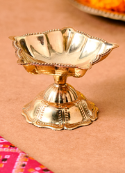 Madhoor Star Stand Brass Diya 1 Piece