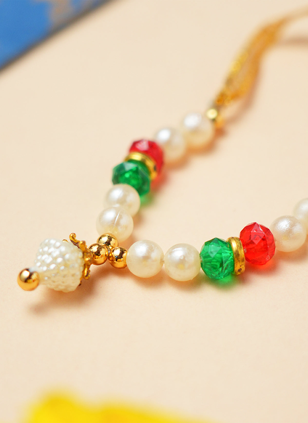 Madhoor Har Garland Bead Crystal Red Green White 3 Inches 1 Piece