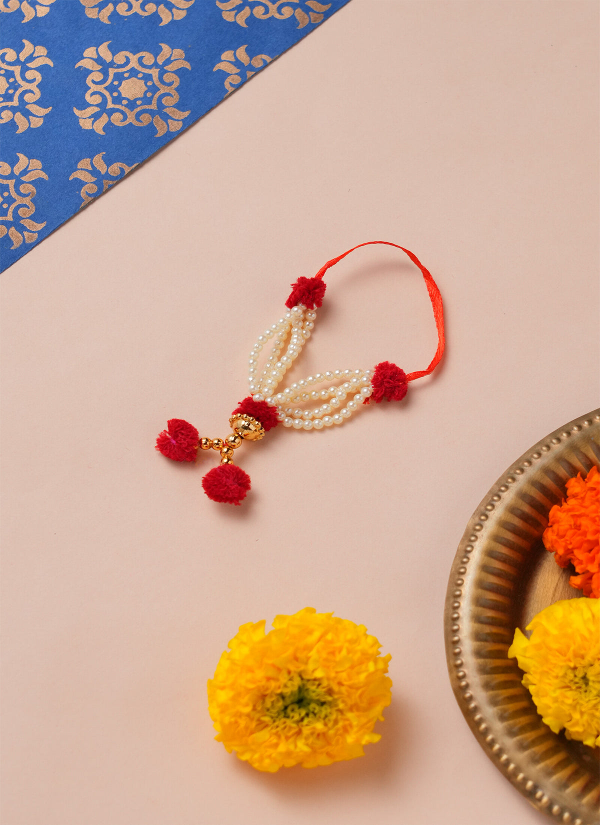 Madhoor Har Garland Pompom Red Ivory 1 Step 1 Piece