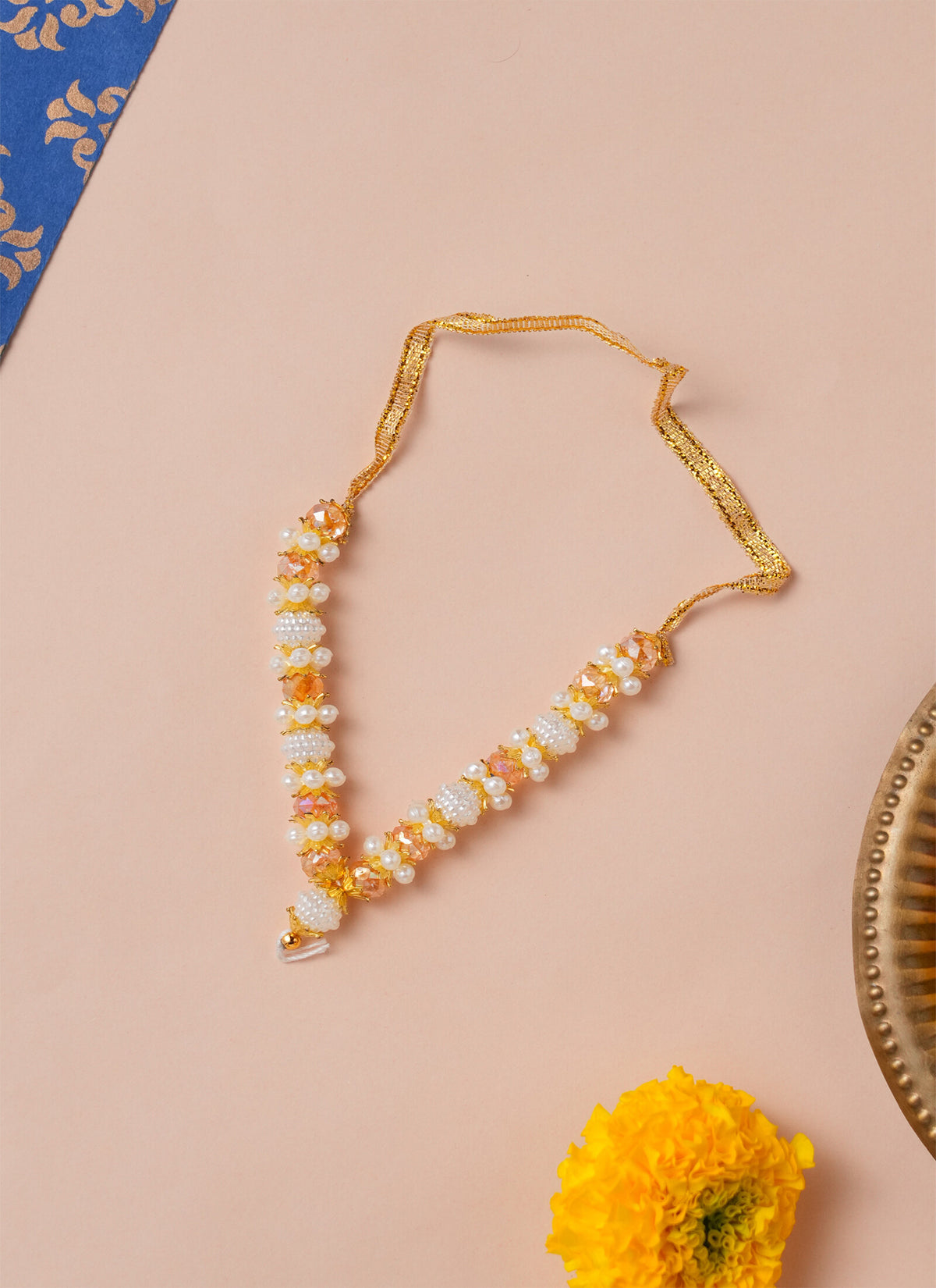 Madhoor Har Garland Stone Gold-Tone White 1 Step 1 Piece