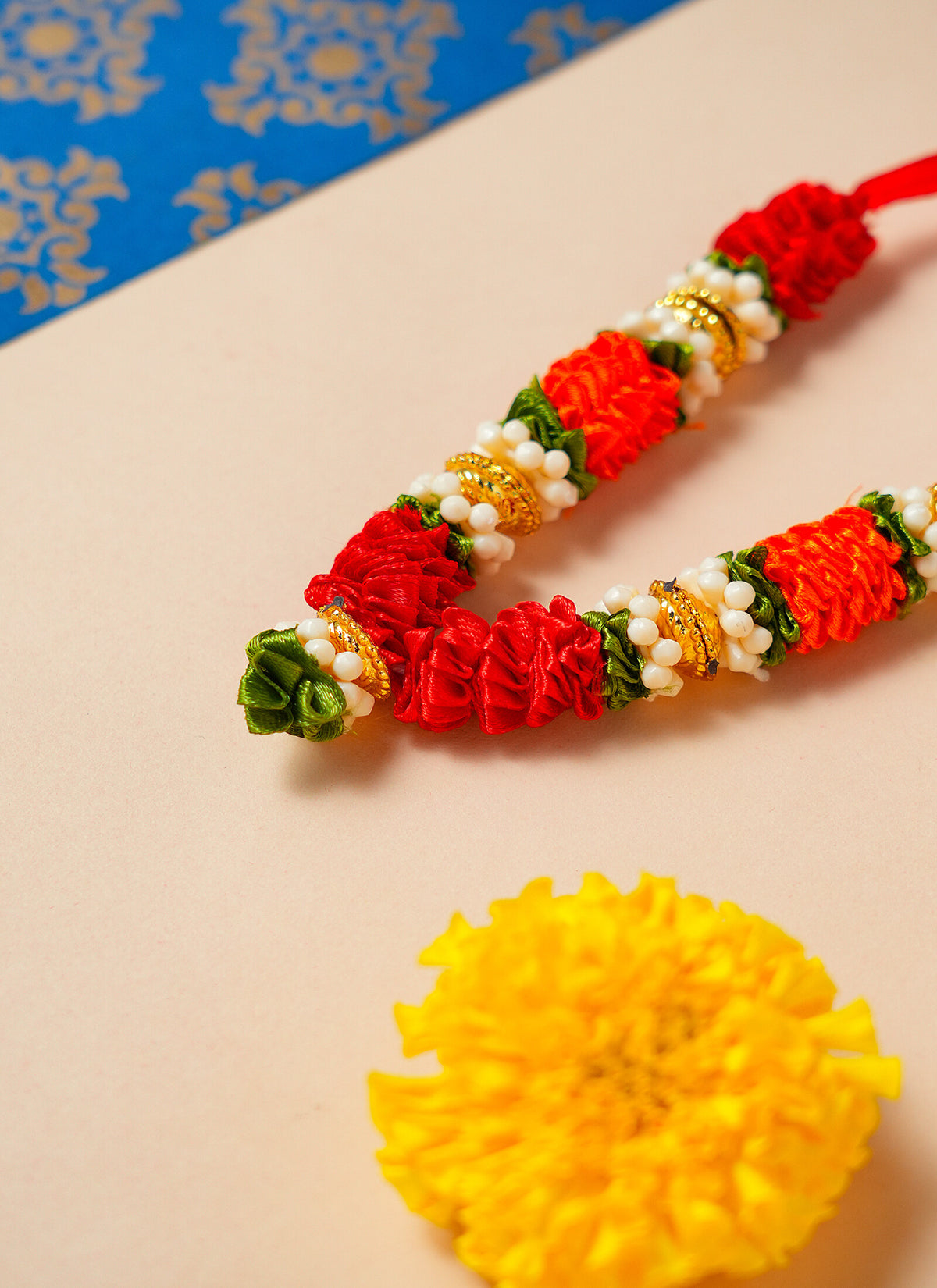 Madhoor Har Garland Floral Silk Maroon Orange Green 3.5 Inches 1 Piece