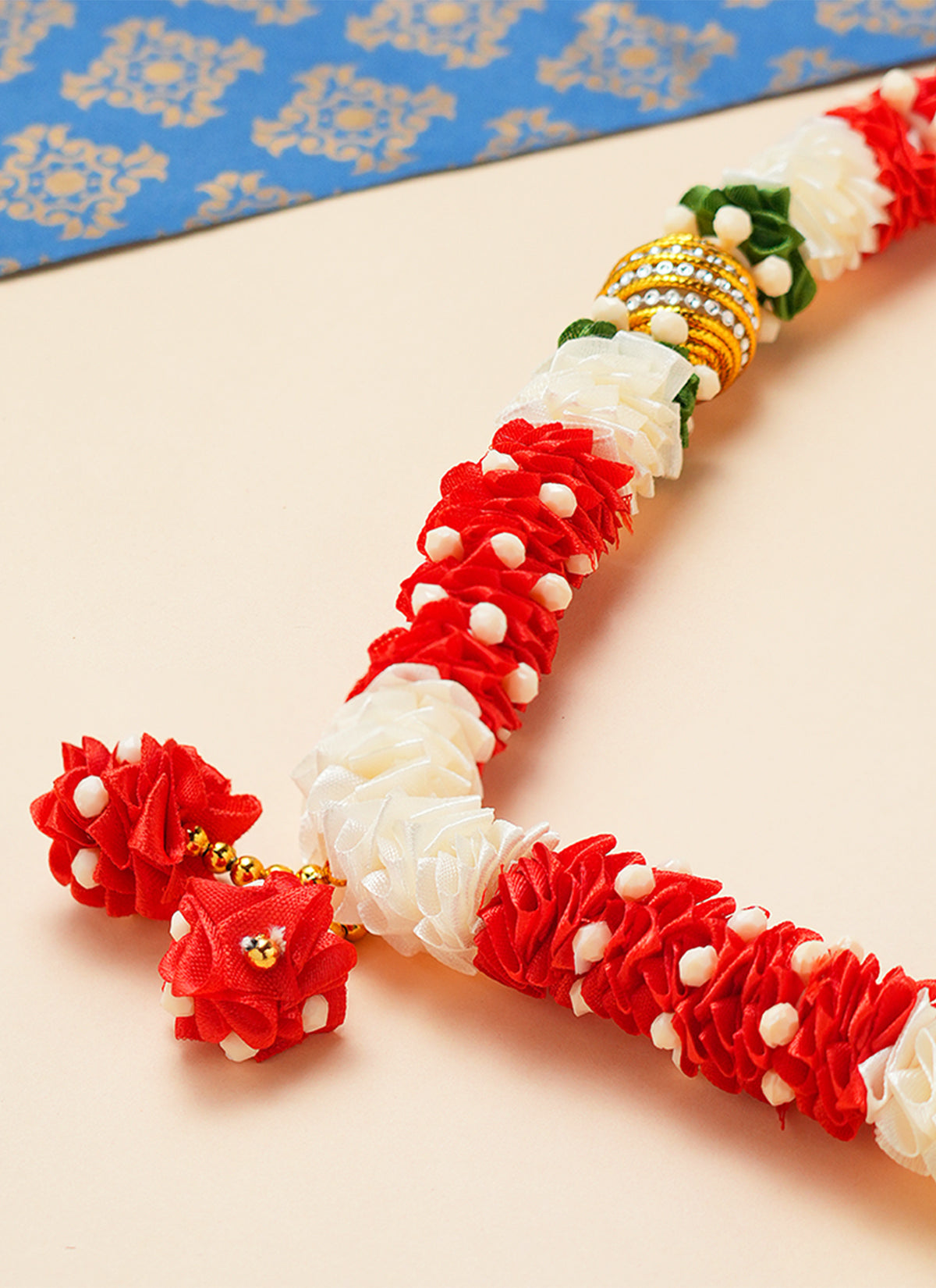 Madhoor Har Garland Satin Gota Red White 20 Inches 1 Piece