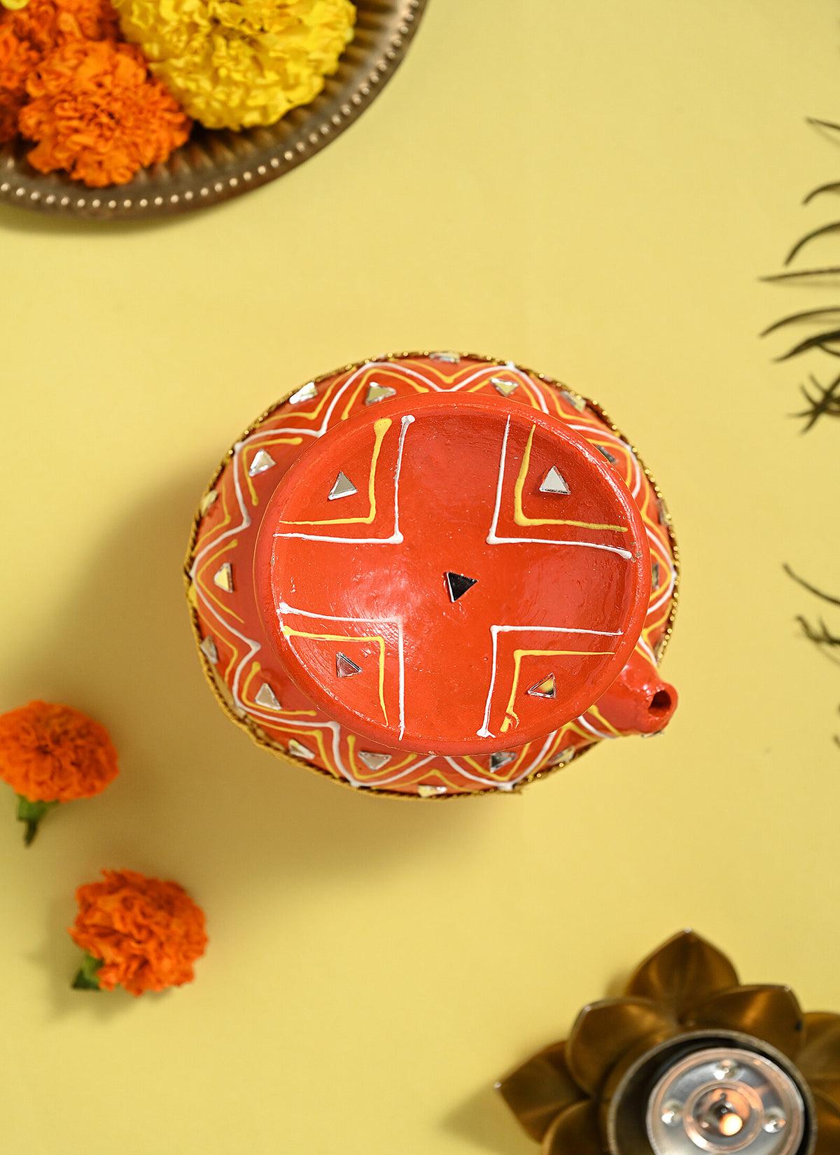 Madhoor Karwa Chauth Mirror Red Yellow White 1 Piece