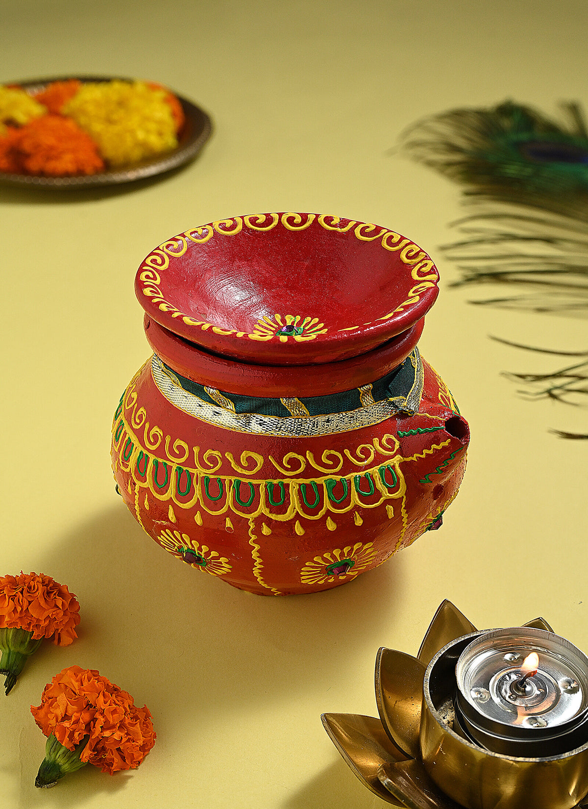 Madhoor Karwa Chauth Karwa Red Green Yellow 1 Piece