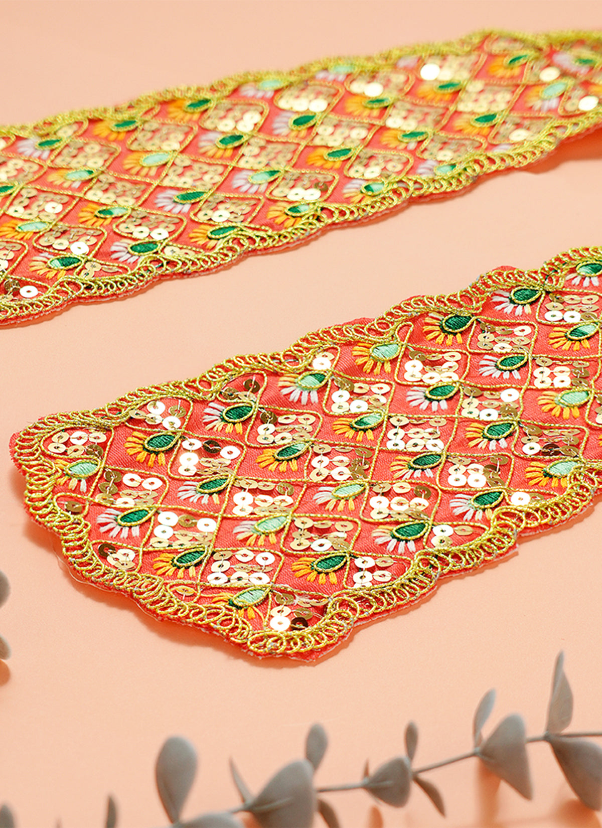Madhoor Scalloped Idol Kesh Dupatta Red 39 Inches 1 Piece