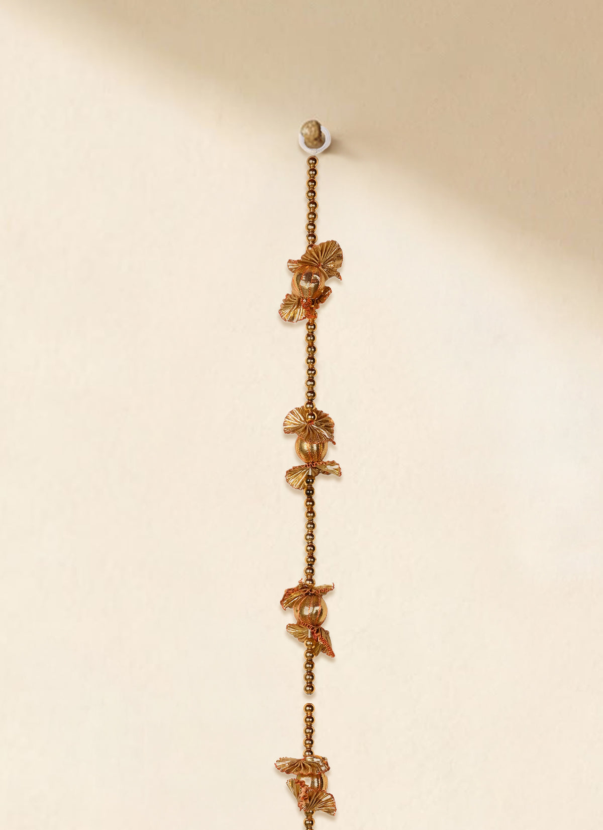 Madhoor Orb Tassel Latkan 4 Feet 1 Piece