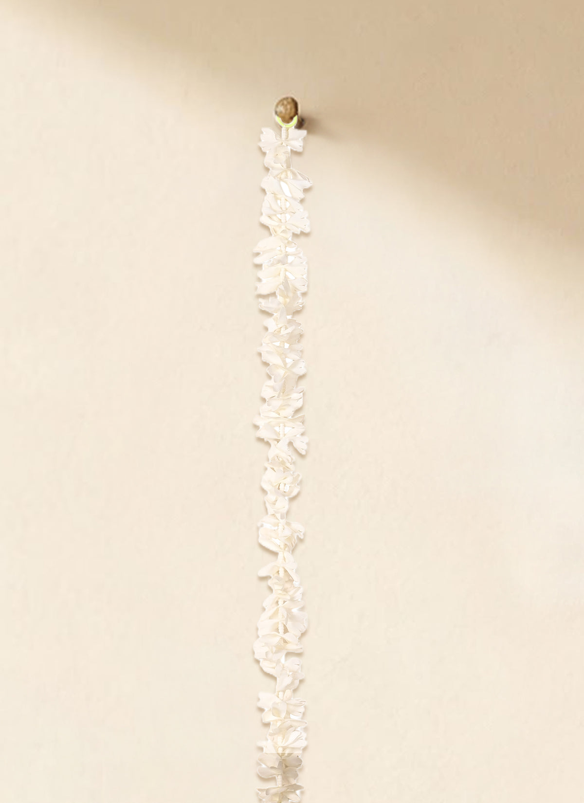 Madhoor Floral Bells Latkan 1 Piece