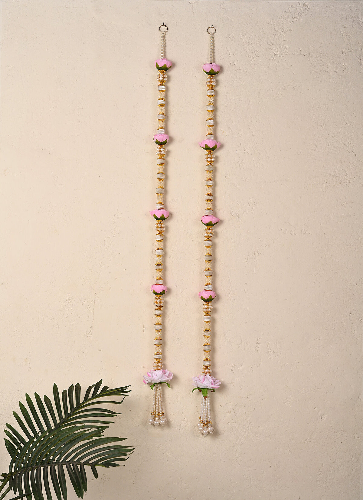 Madhoor Pearl Lotus Latkan Baby Pink 3 Feet 1 Piece