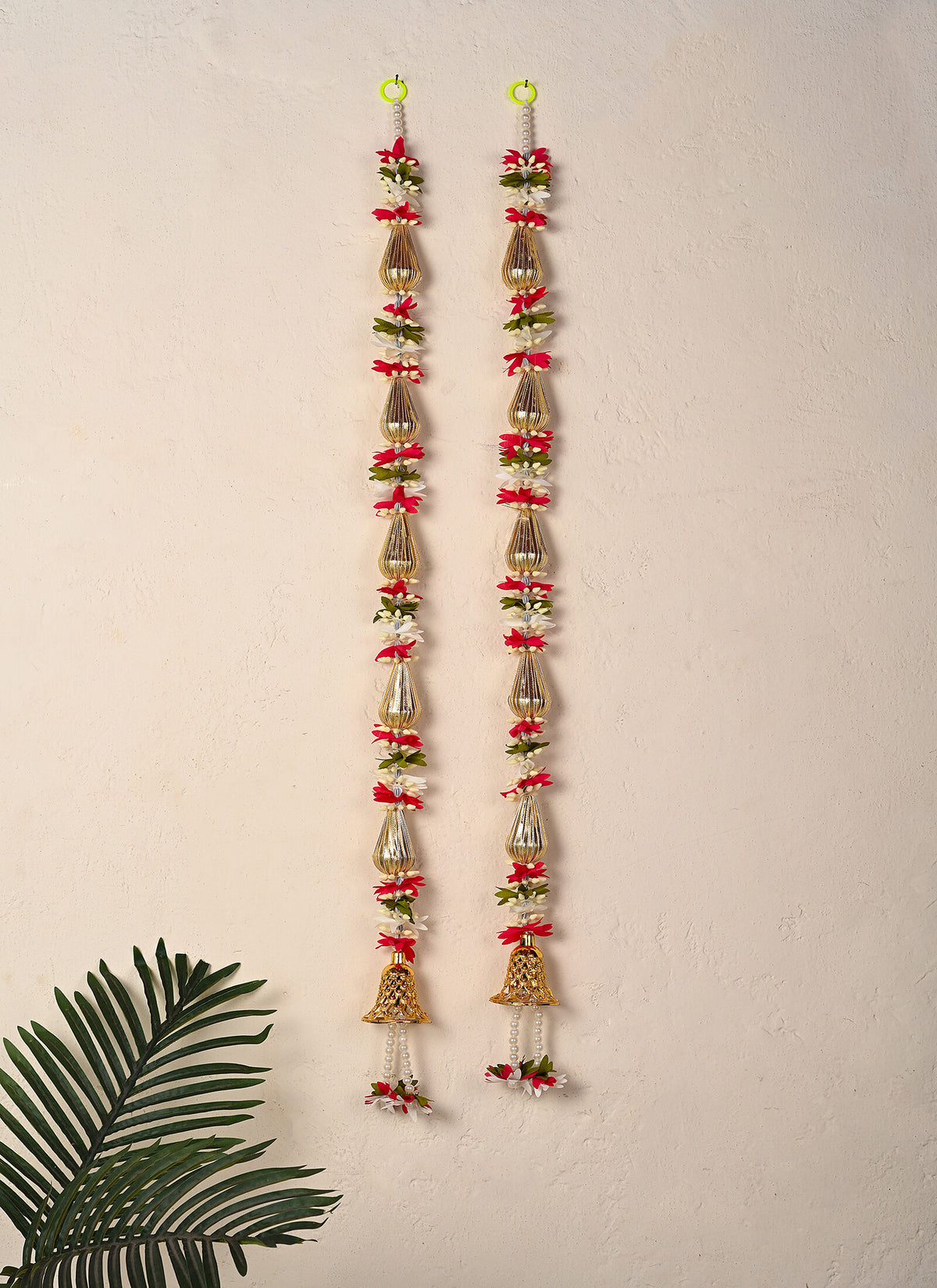 Madhoor Multi-Tier Teardrop Latkan Rani Pink 3 Feet Set of 2