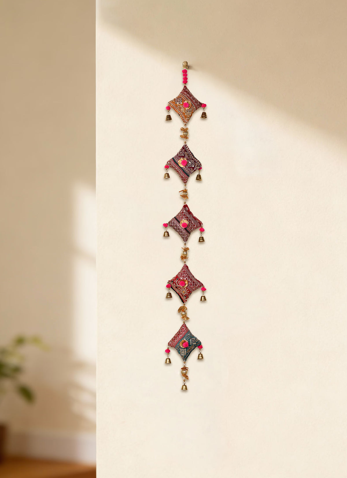 Madhoor Beads Bells Latkan Rani Pink 4 Feet 1 Piece