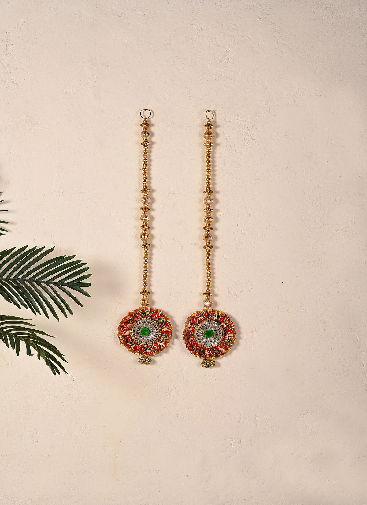 Madhoor Mirror Latkan Red Green Set of 2