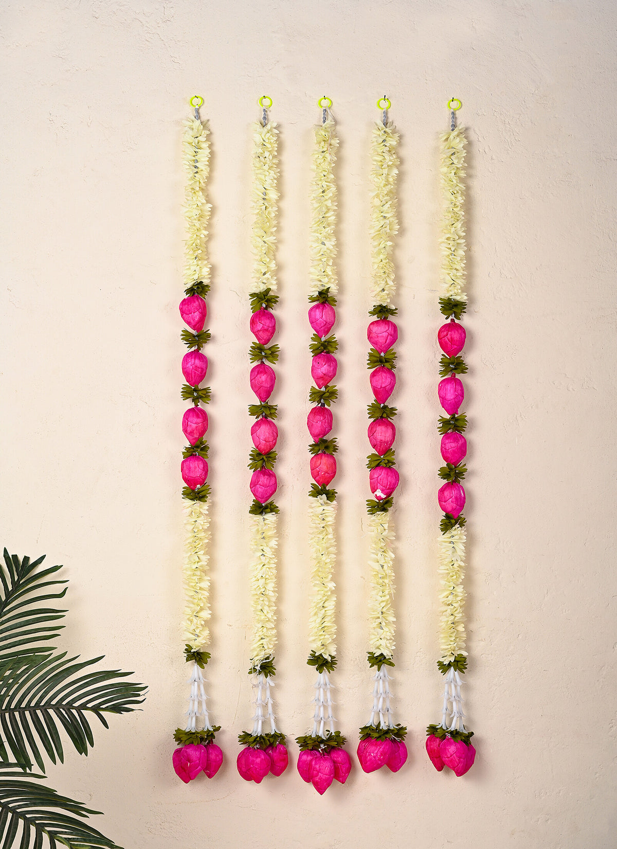 Madhoor Rosebud Latkan Cream Pink 4 Feet Set of 5