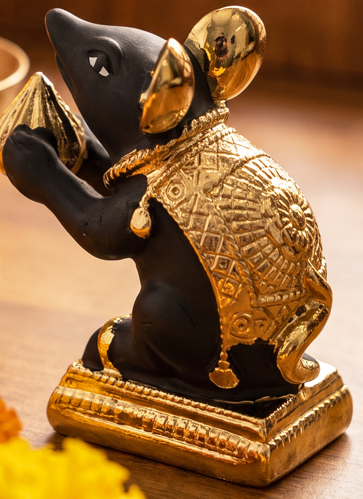 Madhoor Ganesha Mushak Figurine Gold-Tone Black 1 Piece