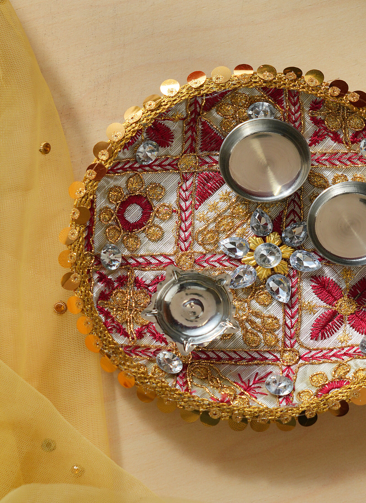 Madhoor Crystal Pooja Thali Cream 1 Piece