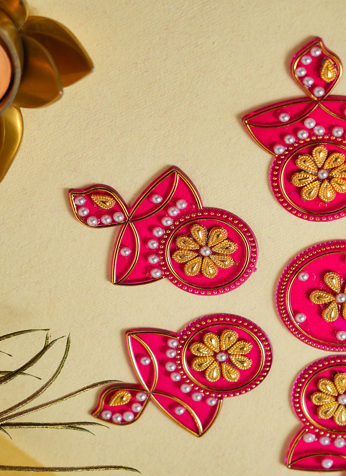 Madhoor Flower Rangoli Pink 1 Set