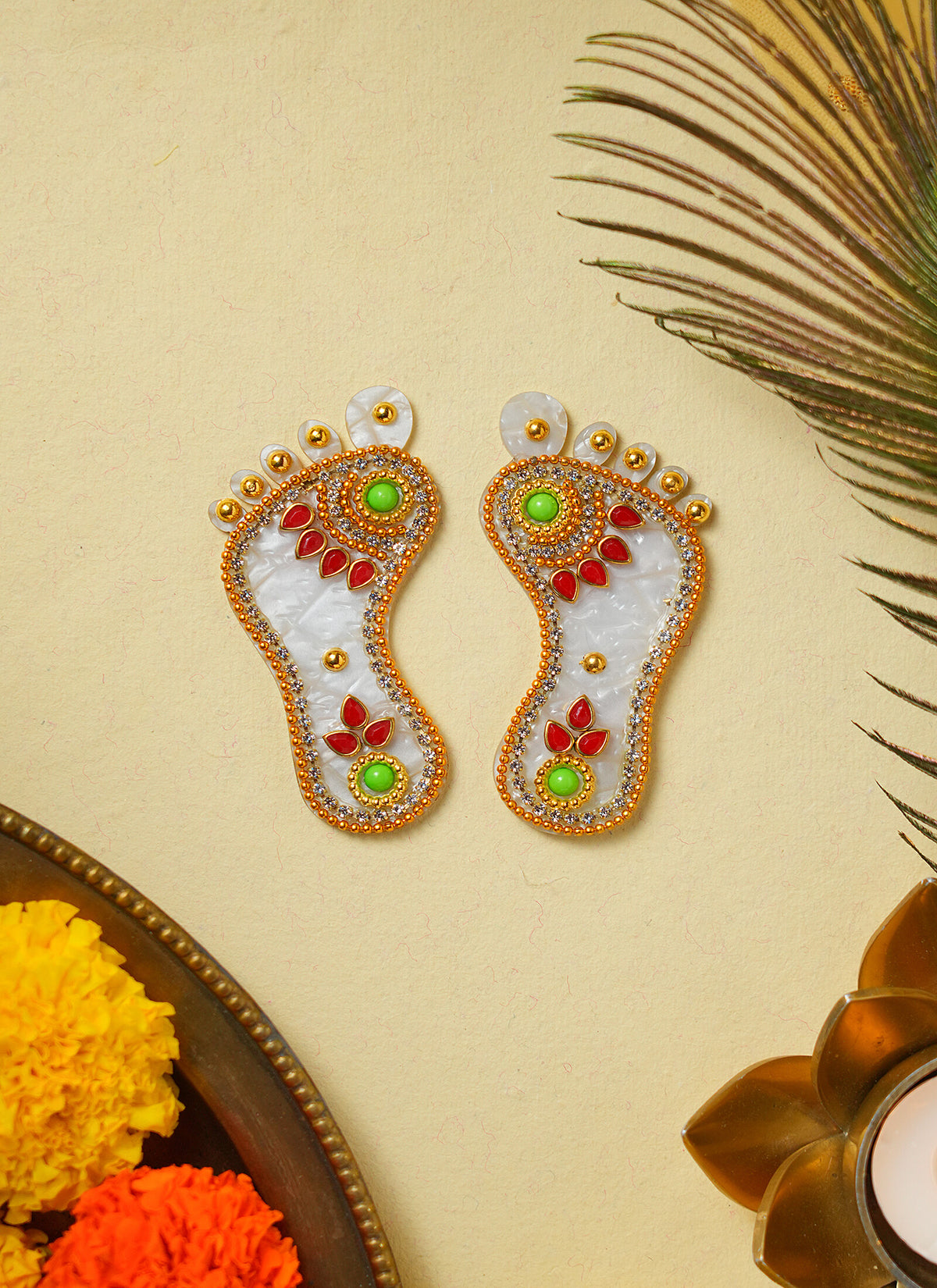 Madhoor Lakshmi Feet Pagla White Red Green 3 Inches Set of 2