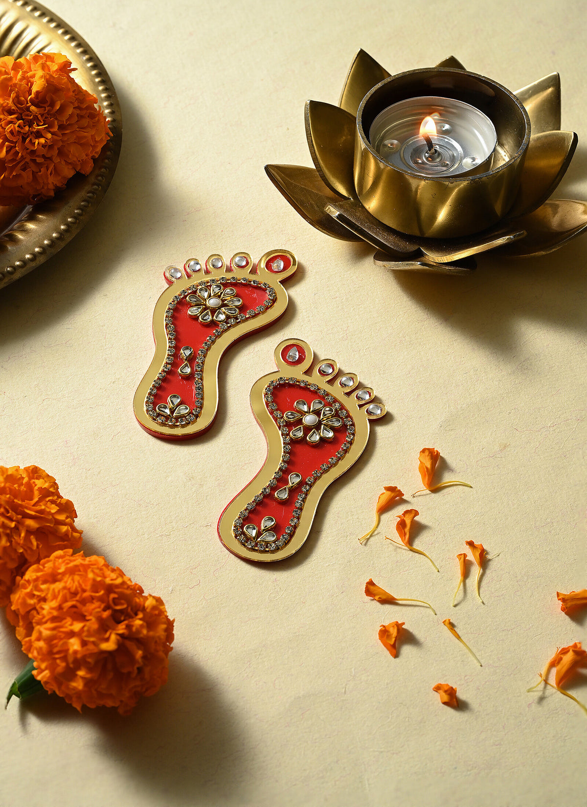 Madhoor Kundan Lakshmi Feet Pagla Red Gold-Tone 3 Inches 1 Pair