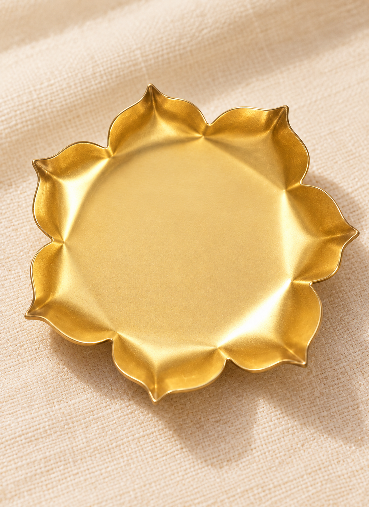 Madhoor Lotus Tealight Holder Gold-Tone 2.5 x 2.5 Inches 1 Piece