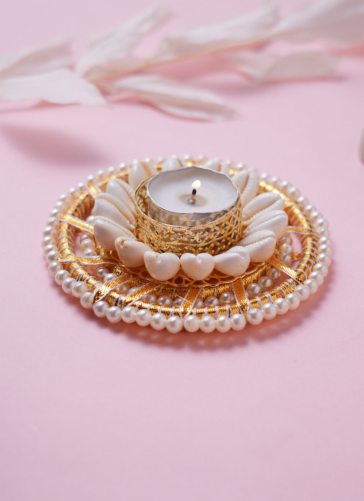 Madhoor Pearl Shell Tealight Holder Gold-Tone White 1 Piece