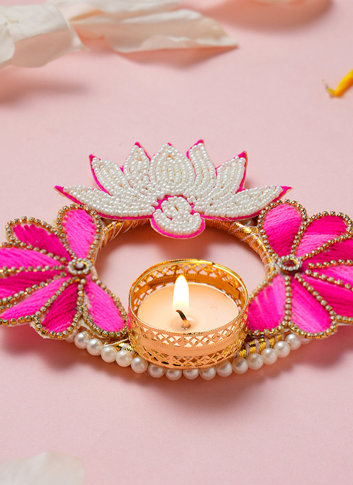 Madhoor Pearl Lotus Tealight Holder White Pink 1 Piece