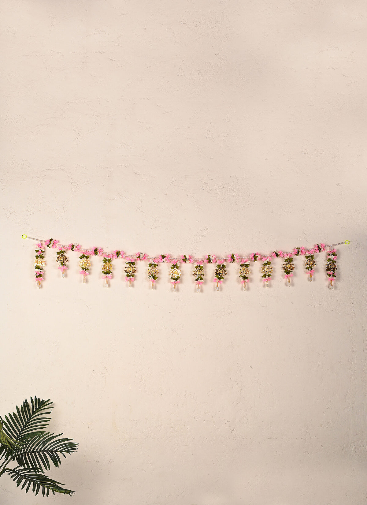 Madhoor Lotus Toran Baby Pink 3 Feet 1 Piece