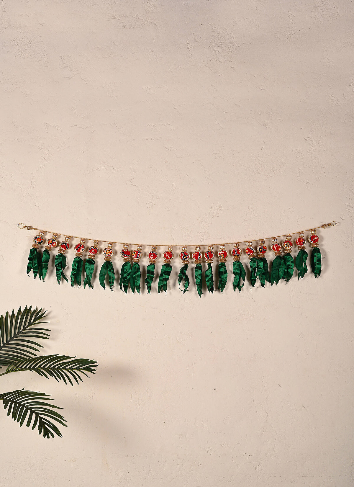 Madhoor Leaf Toran Green 3 Feet