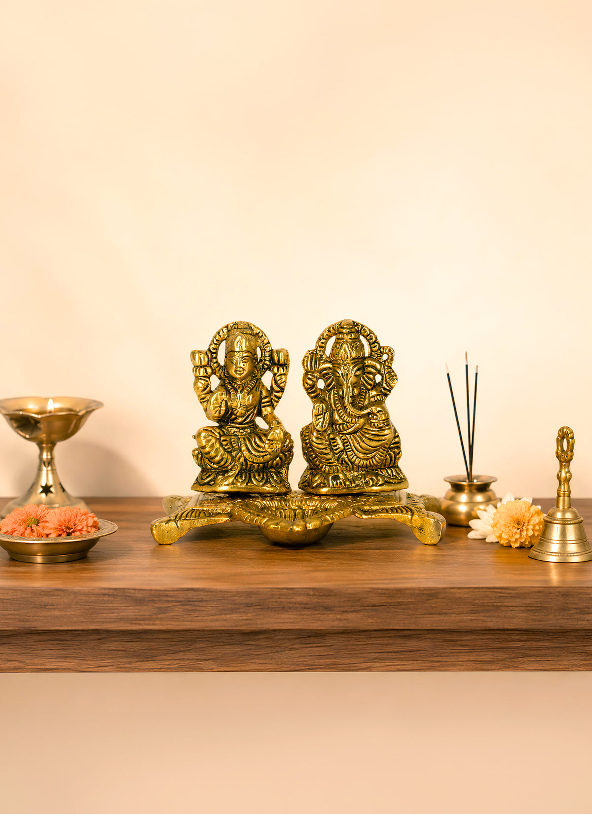 Madhoor Metal Lakshmi Ganesha Diya 1 Set