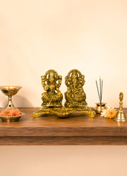 Madhoor Metal Lakshmi Ganesha Diya 1 Set