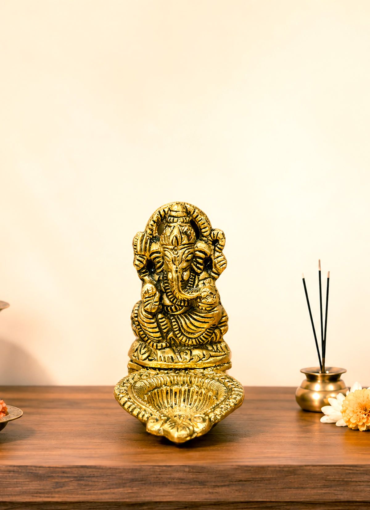 Madhoor Metal Ganesha Diya 4 Inches 1 Piece