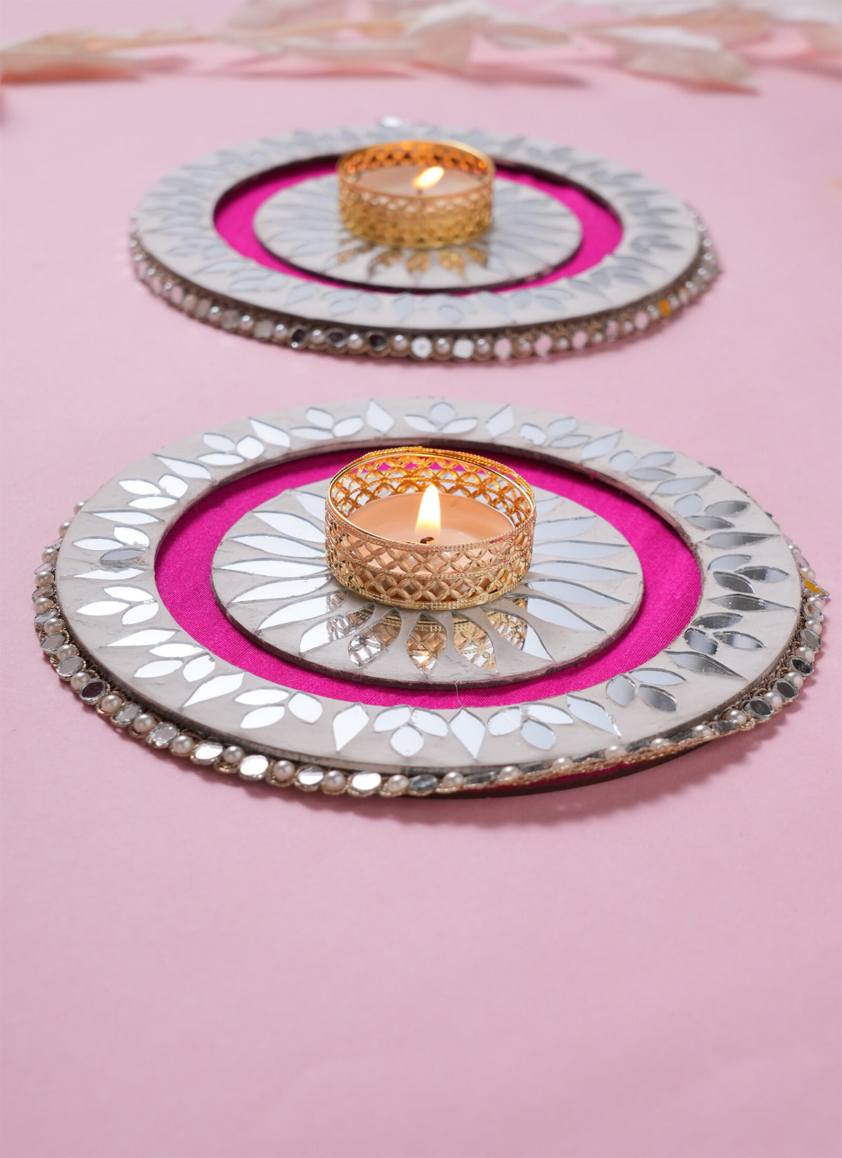 Madhoor Pearl Lippan Tealight Holder Rani Pink White 1 Pair