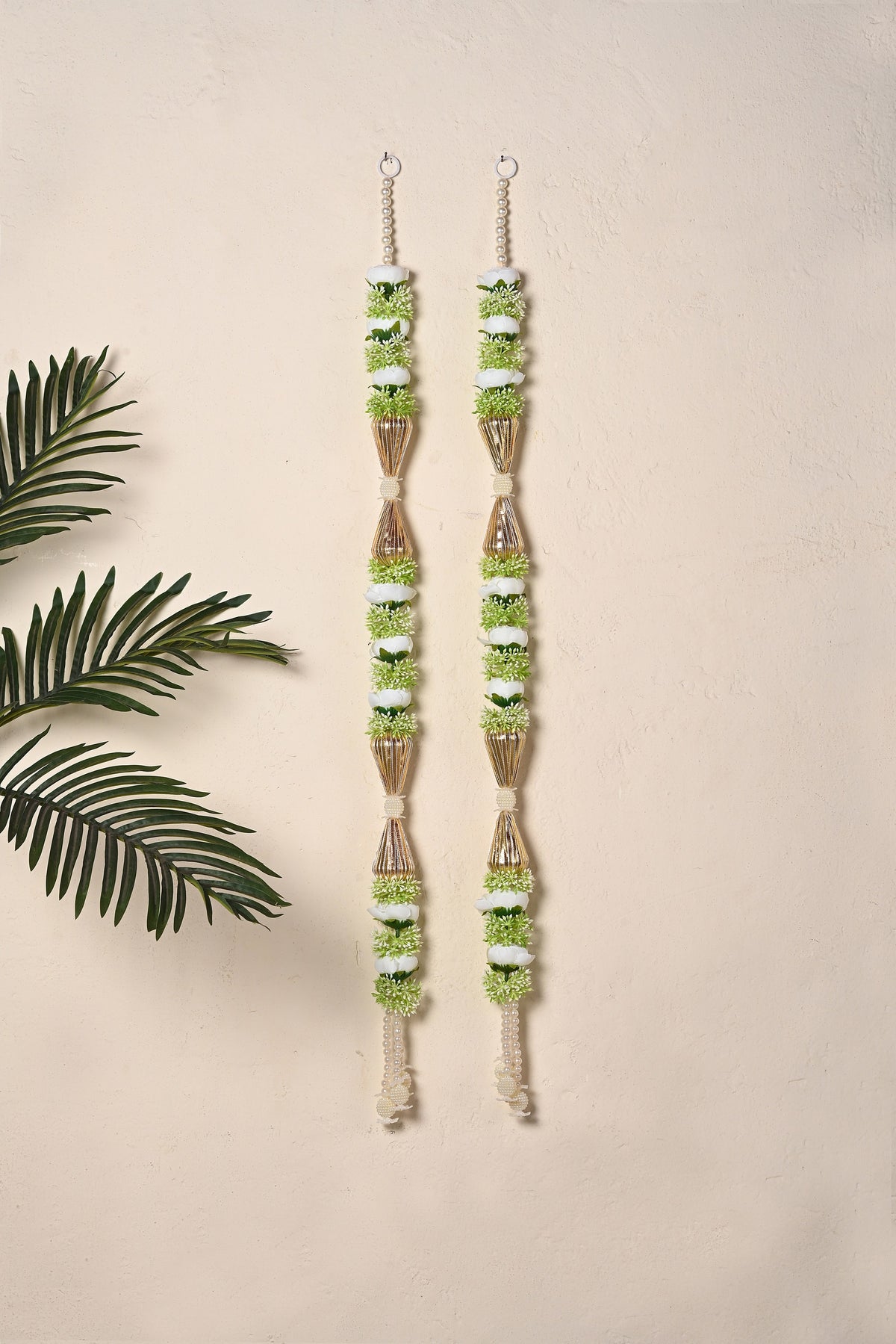 Madhoor Pearl Gota Latkan White 3 Feet Set of 2
